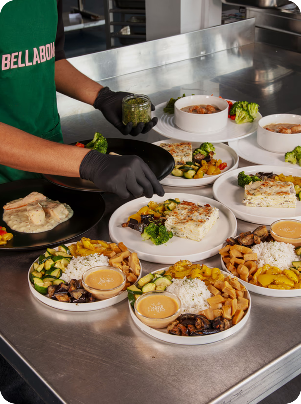 Premium office lunch experience served by Bella&Bona